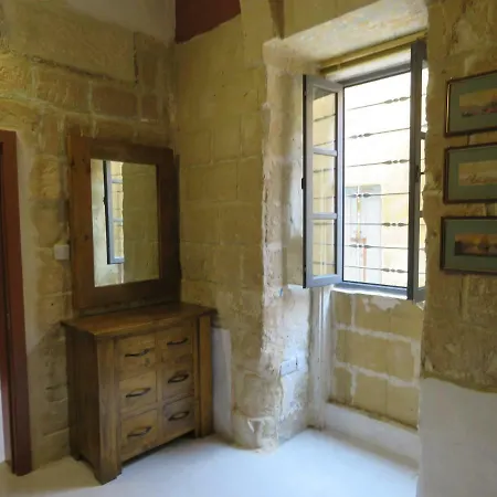 Amelia'S House Of Character Apartment Cospicua Exterior photo