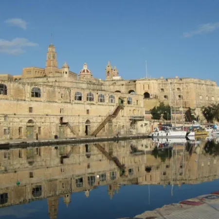 Amelia'S House Of Character Apartment Cospicua Exterior photo